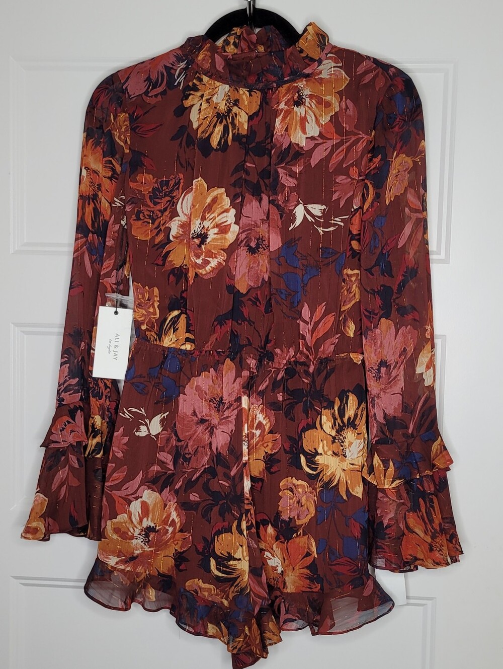 NWT Ali & Jay "Getting All Your Love" long-sleeve floral romper Size S